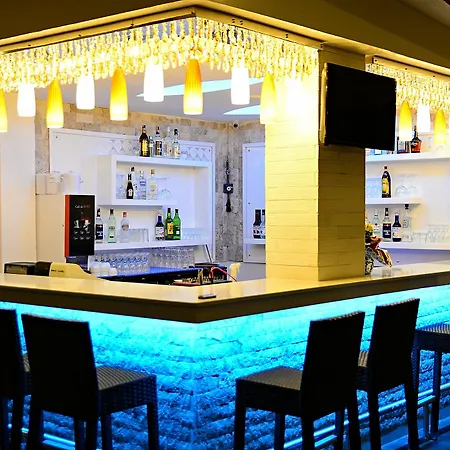 Banu Luxury 3* 马尔马里斯