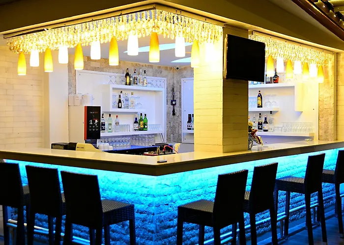 Banu Luxury 3* 马尔马里斯