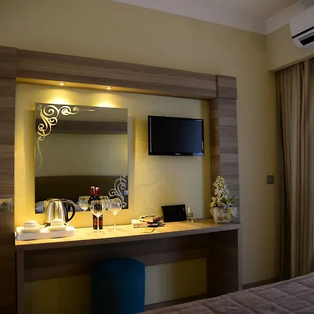 Banu Luxury Hotel