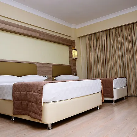 מלון Banu Luxury