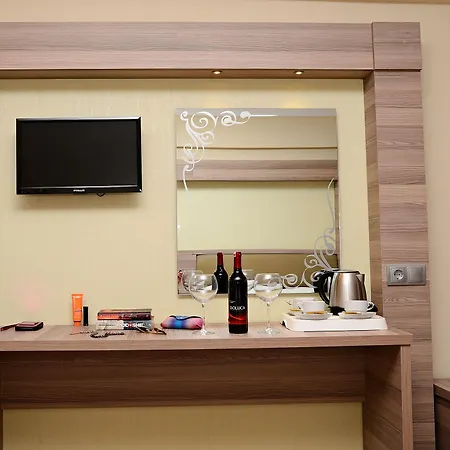 Banu Luxury 酒店 马尔马里斯