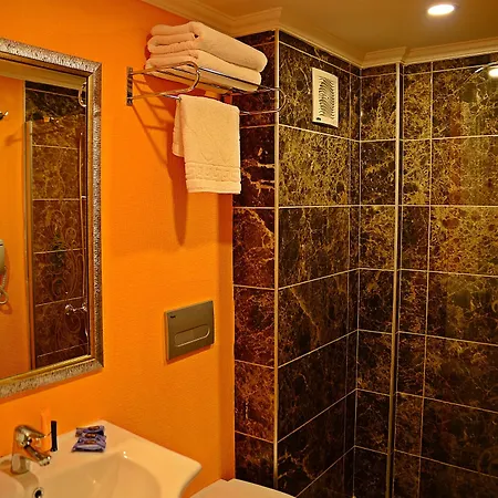 Hotel Banu Luxury